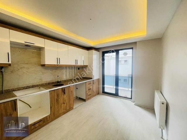 Van, İpekyolu içerisinde kiralık mülk