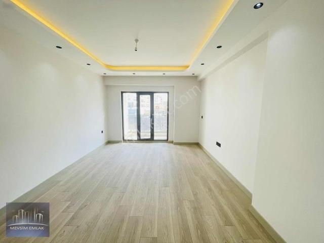 Van içerisinde kiralık mülk