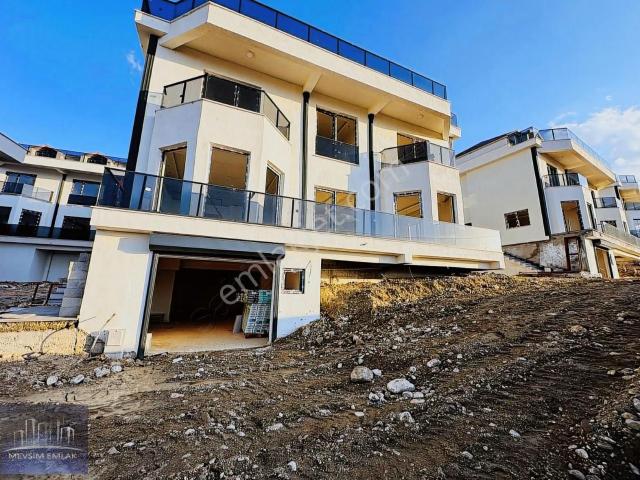 Edremit, Van içerisinde satılık Villa
