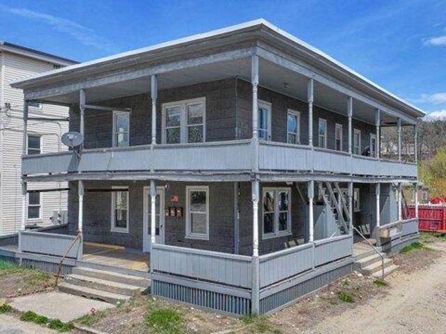 House for sale in Mexico, Maine