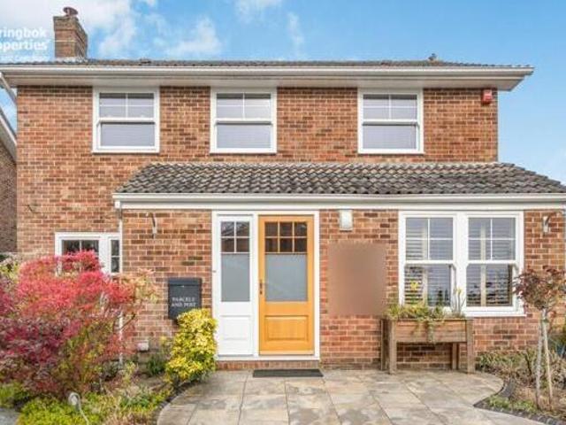 House for sale in Spring Vale, Hampshire