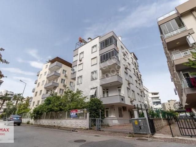 Antalya, Muratpaşa içerisinde satılık mülk