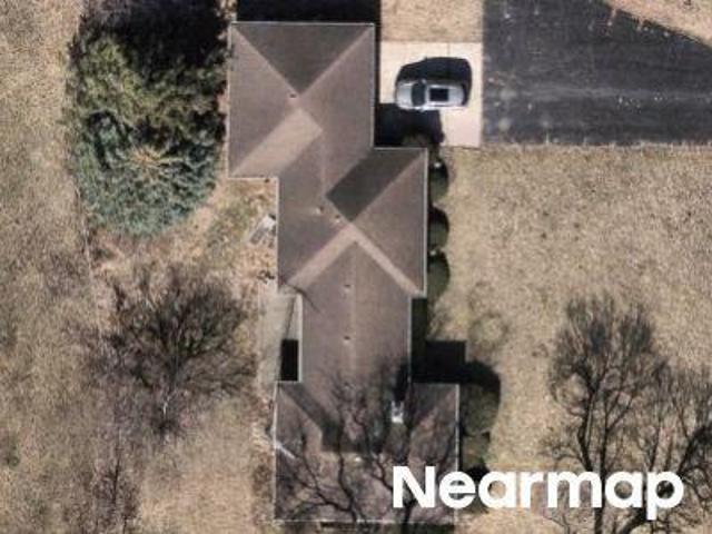 House for sale in Mchenry, Illinois
