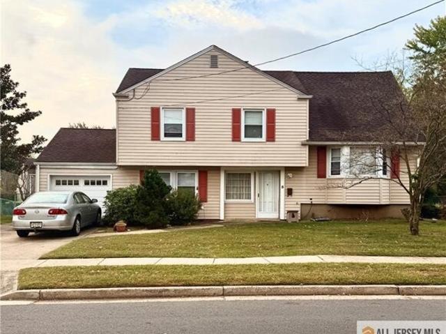 House for sale in Edison, New Jersey