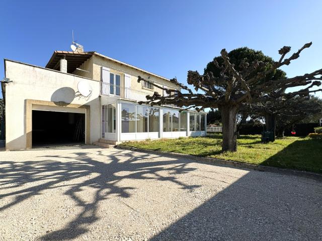 Maison vente à Nîmes, Meynes