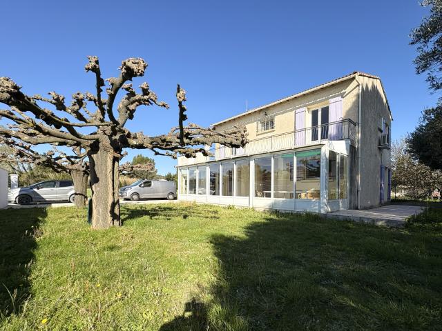 Maison vente à Nîmes, Meynes