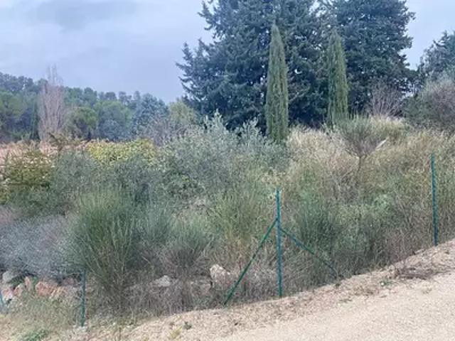 Terrain vente à France métropolitaine, Meyreuil