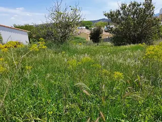 Terrain vente à France métropolitaine, Meyreuil