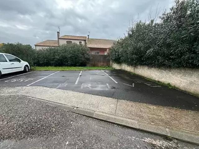 Garage vente à Montpellier, Mèze