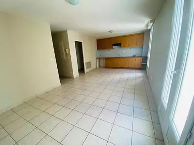 Appartement location à Mèze