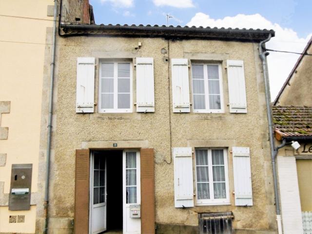 Maison vente à Bellac, Mézières-sur-issoire