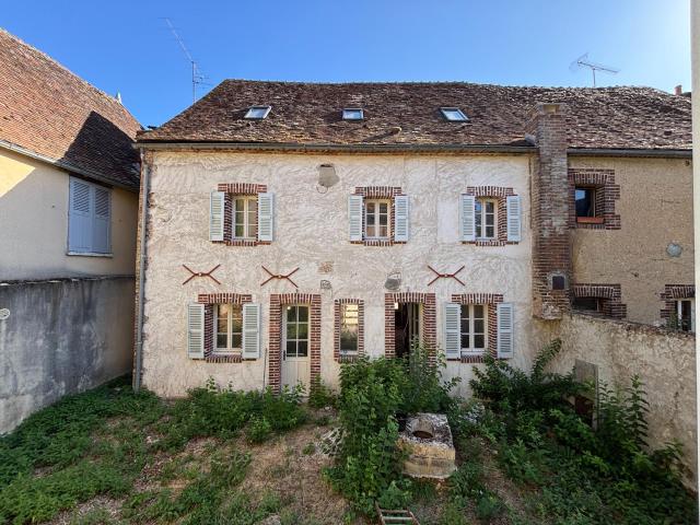 Maison vente à Auxerre, Mézilles
