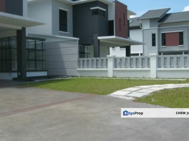 House for sale in Seksyen U8, Shah Alam