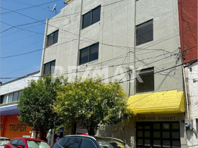 Edificio en venta en Tlalnepantla De Baz, Estado de México