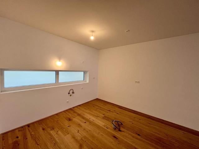 Wohnung kaufen in Wienerfeld, Wien