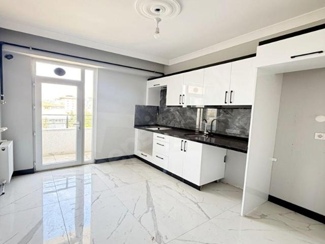 Sultanbeyli, İstanbul içerisinde satılık mülk