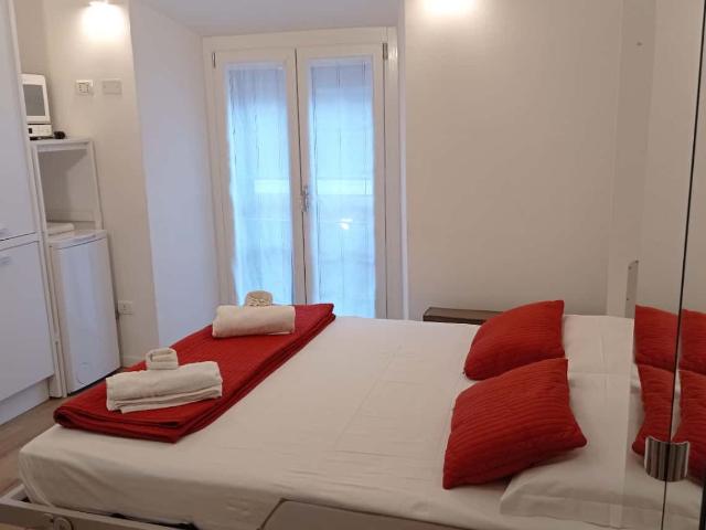 Appartamento in affitto a Isola, Milano