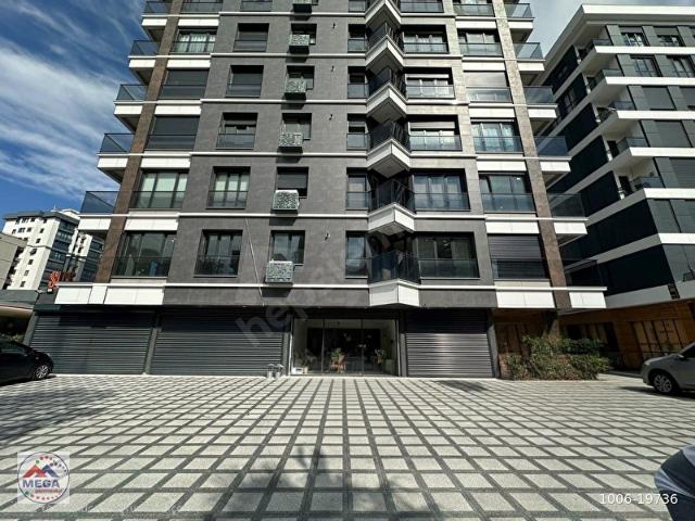 Eğitim Mahallesi, Kadıköy içerisinde satılık Dükkan