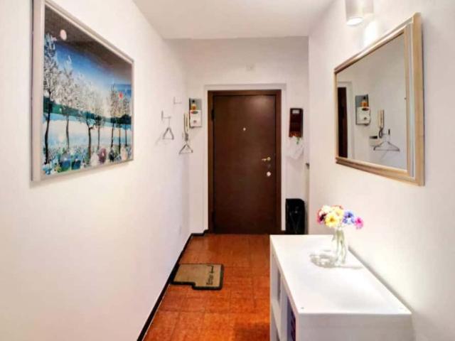 Appartamento in affitto a Municipio 9, Milano