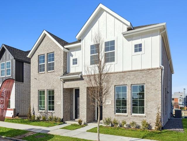 Townhouse for sale in Haltom City, Texas