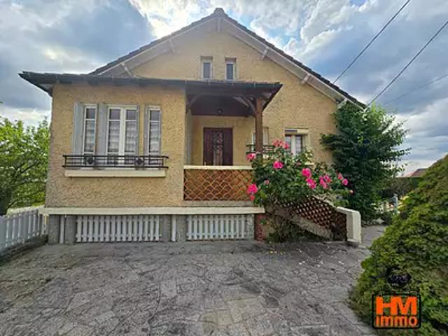 Maison vente à Nontron, Mialet