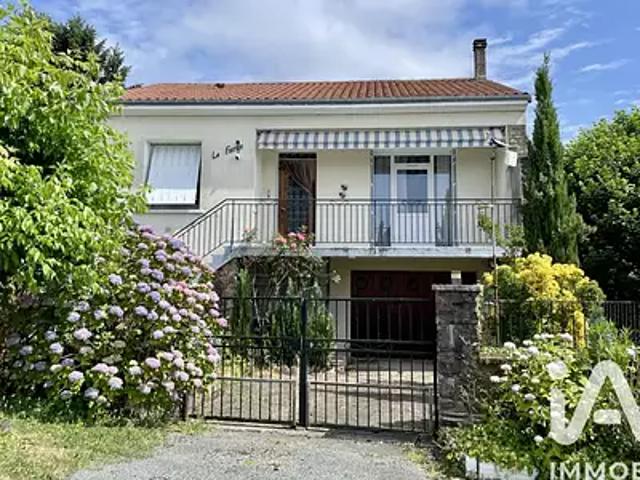 Maison vente à Nontron, Mialet