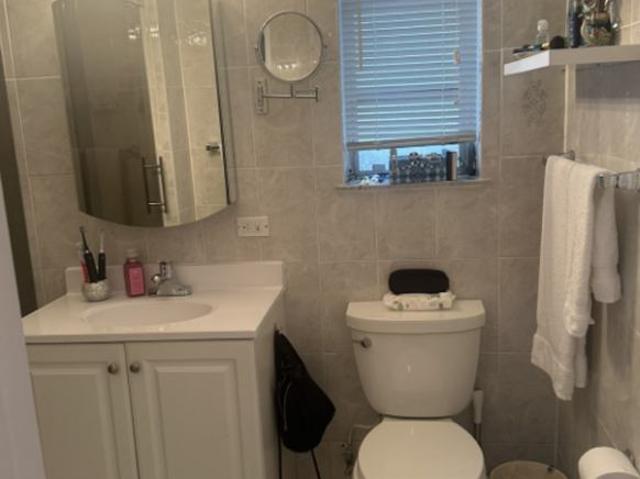 Room for rent in Miami Beach, Florida