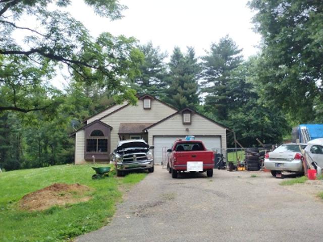 House for sale in Bedford, Indiana