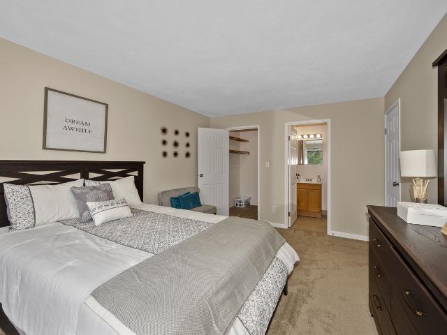 Apartment for rent in Cleves, Ohio