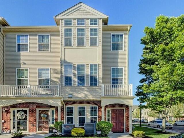 House for sale in Tinton Falls