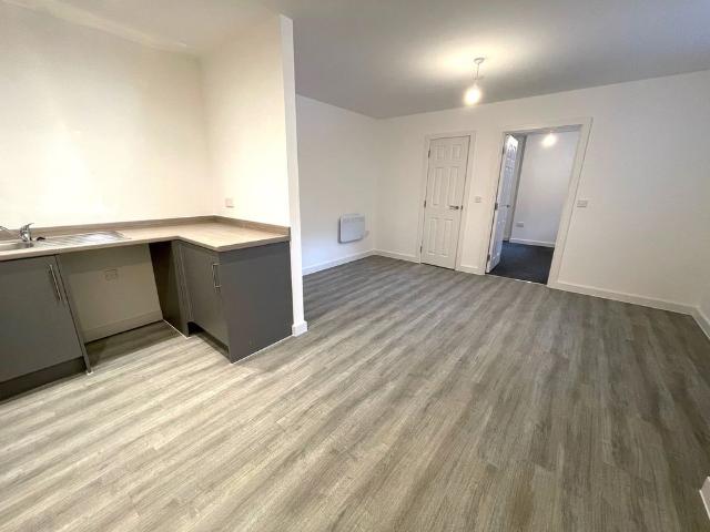Apartment for rent in Sherford, Rumwell