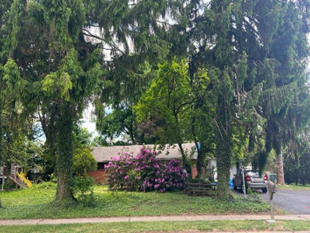 House for sale in Rydal, Pennsylvania