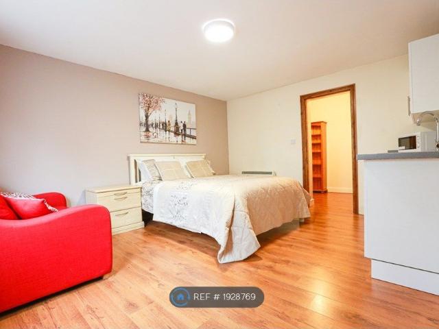 Studio for rent in Cheylesmore, Coventry