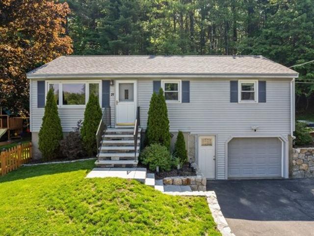 House for sale in Hudson, Massachusetts