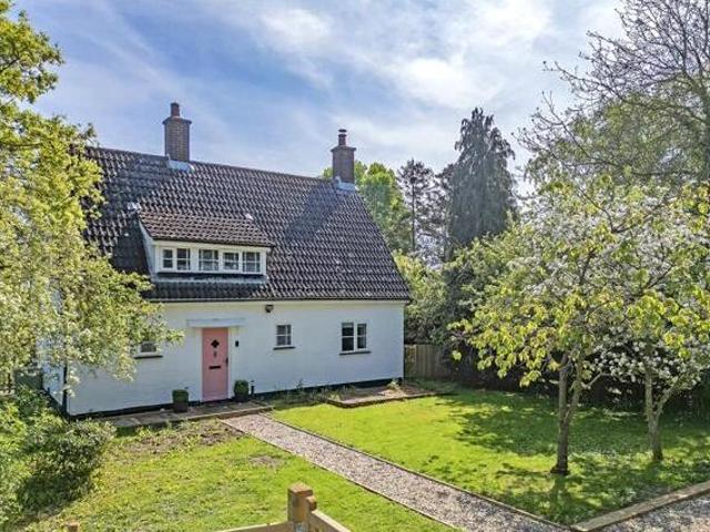 House for sale in Bedingfield, Suffolk