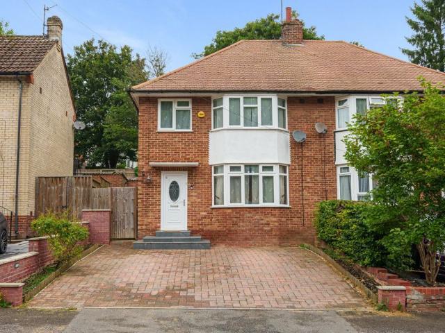 House for rent in High Wycombe Community Board, Tylers Green