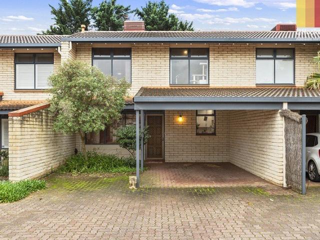 Townhouse for sale in Horseshoe Creek, South Australia