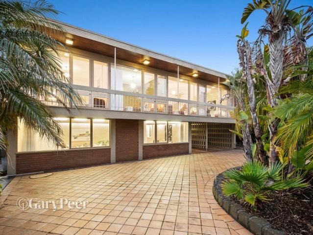 House for sale in Caulfield North, Melbourne