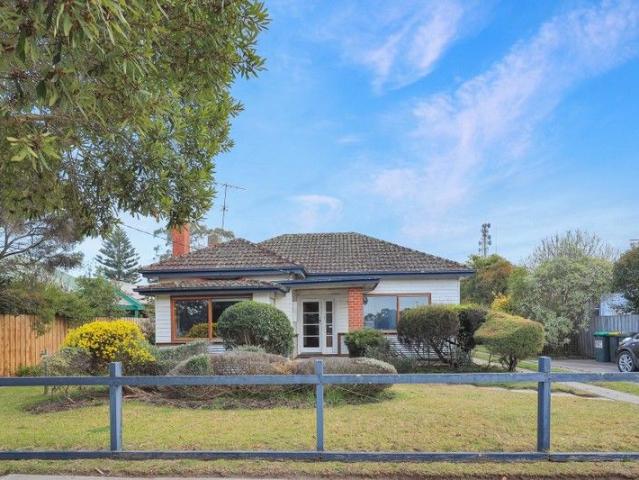 House for sale in Bairnsdale, Victoria