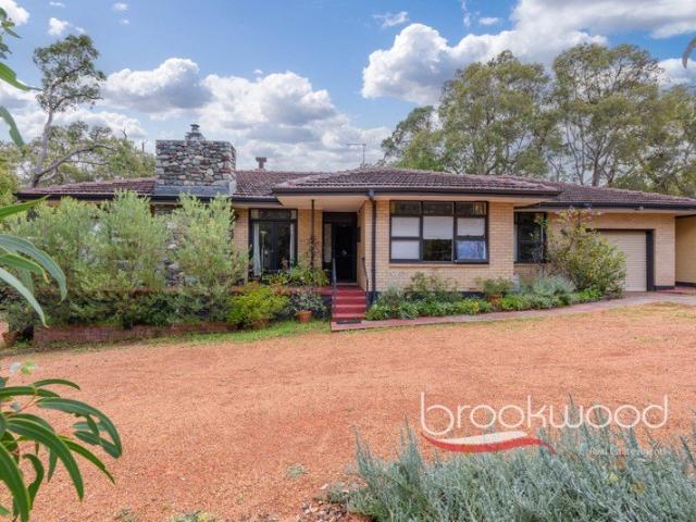 House for sale in Mundaring, Shire of Mundaring