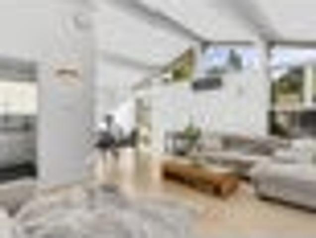House for sale in Oratia, Oroua County