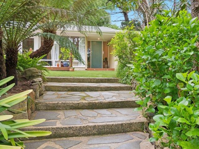 House for sale in Stirling, Adelaide Hills Council