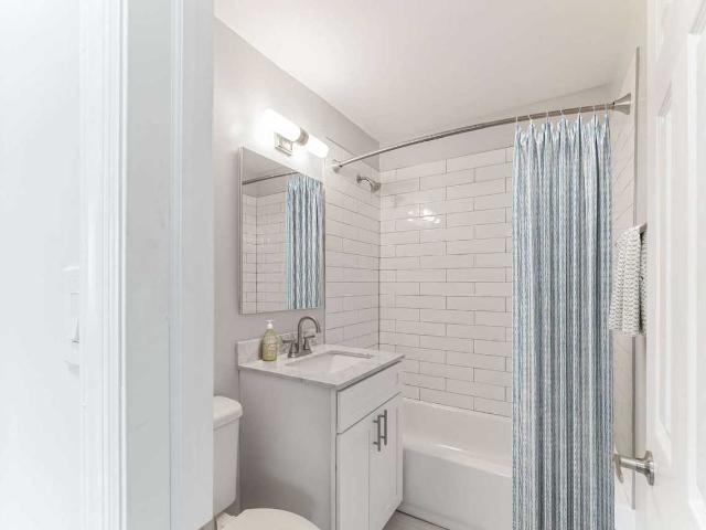 Apartment for rent in Bohemia, New York