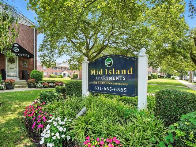 Apartment for rent in Bohemia, New York