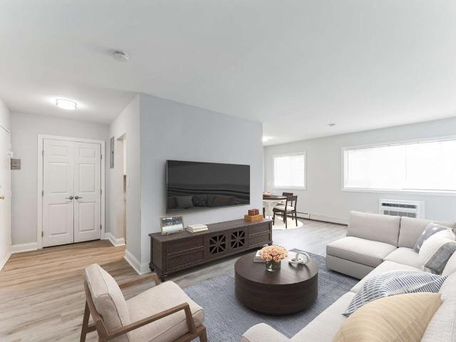 Apartment for rent in Bohemia, New York