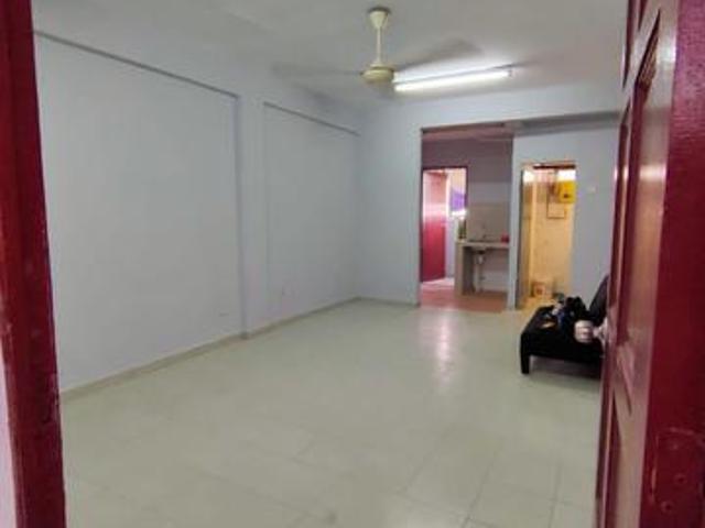 Apartment for sale in Petaling, Damansara Damai