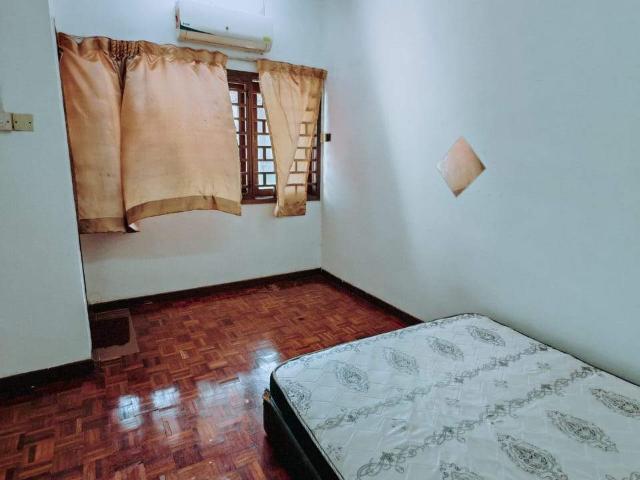 Room for rent in Country Heights Damansara, Kuala Lumpur