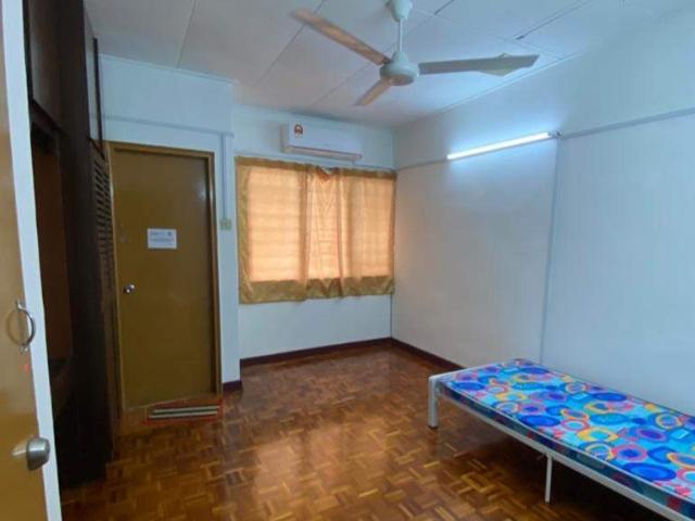 Room for rent in Country Heights Damansara, Kuala Lumpur