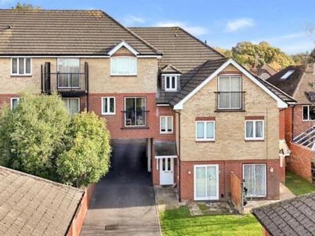 House for sale in Barton Stacey, Hampshire