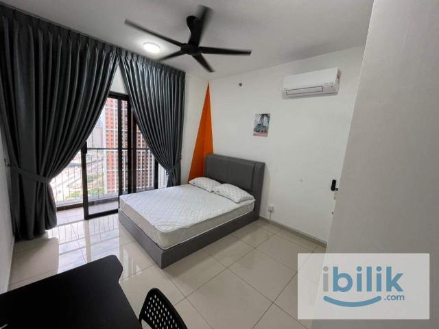 Room for rent in PJU 8, Petaling Jaya
